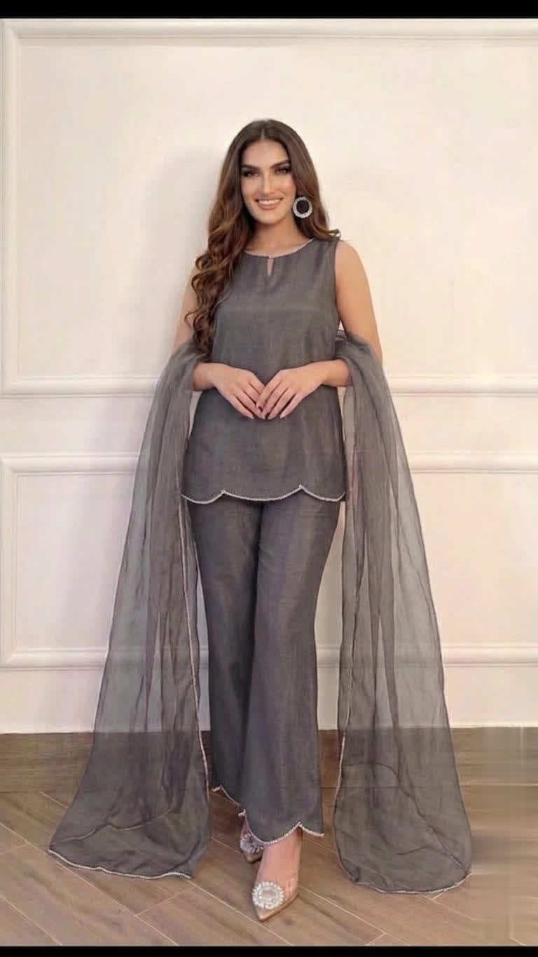 Elegant Two Piece Outfit With Matching Dupatta