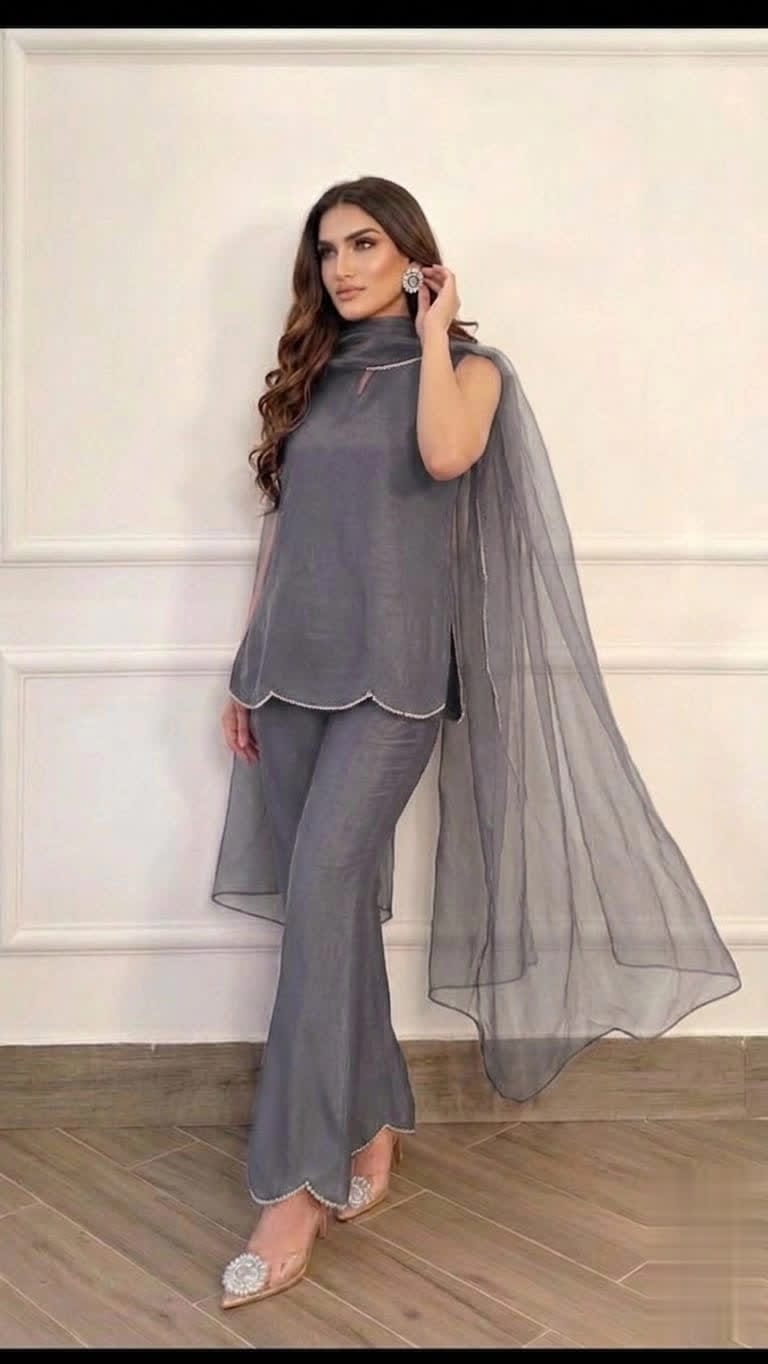 Elegant Two Piece Outfit With Matching Dupatta