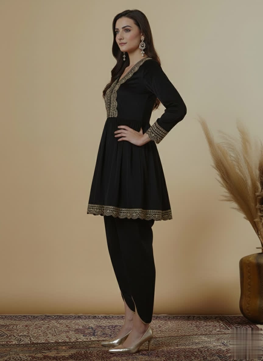 Stylish Lace Work Kurta With Dhoti Pants – Women’s Premium Ethnic Co-Ord Set.