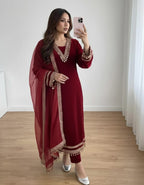 Elegant Women’s 3 Piece Velvet Dress With Lace Work & Chiffon Dupatta Lace Embellishment Sophisticated Ethnic Wear- Festive Edition