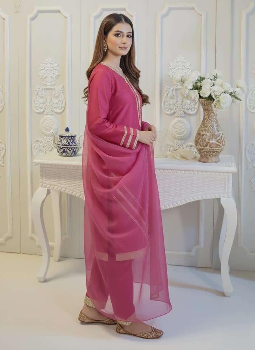 Elegant Pink Straight Salwar Kameez Set With Golden Lace & Chiffon Dupatta – Elegant Festive Ethnic Wear For Women.