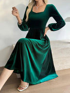 Women’s Elegant Green Gown – Full-Length A-Line Dress with Puffed Sleeves, Structured Bodice & Train Hem
