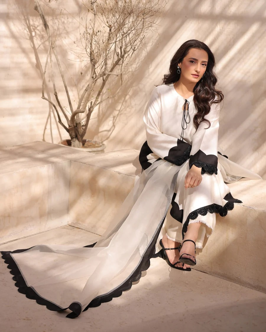 White Lawn Cotton Three Piece Summer Suit With Black Scalloped Lace & Organza Dupatta.